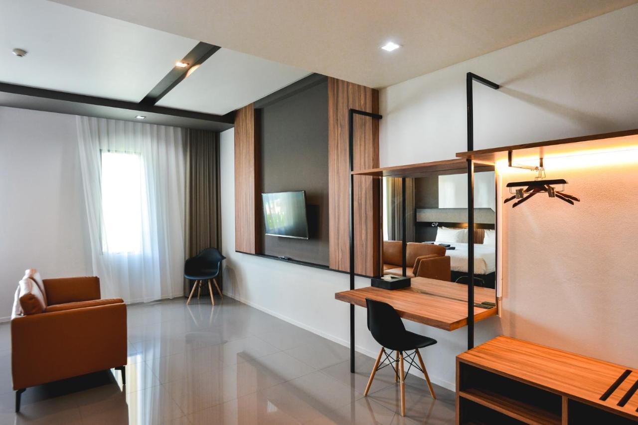 9D Sport Hotel Udon Thani Eksteriør billede